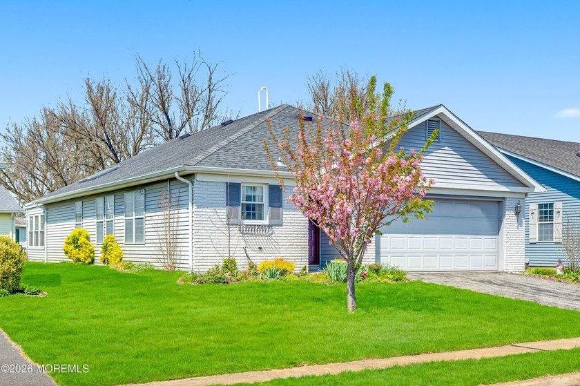 Rarely available ''VERNON'' with TWO CAR GARAGE located in the - Beach Home for sale in Brick, New Jersey on Beachhouse.com