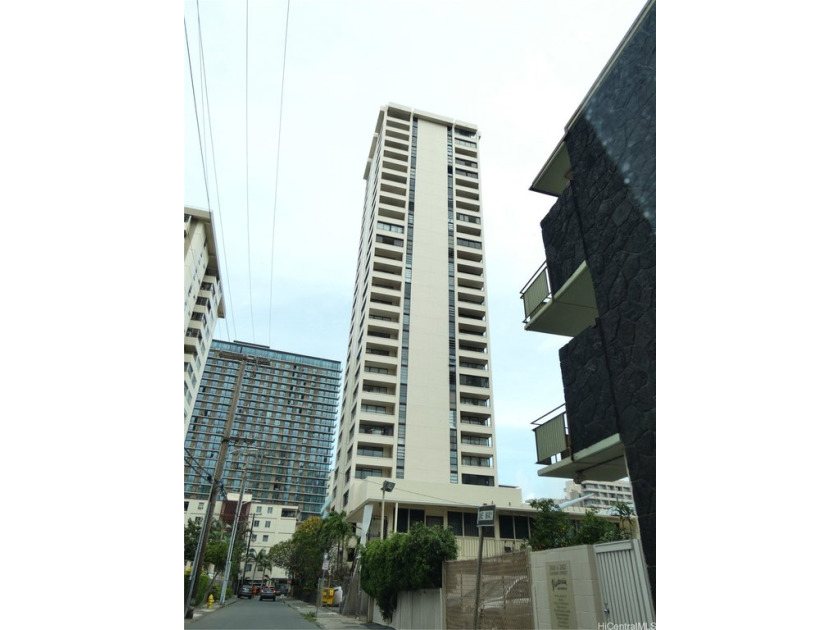 A rare opportunity in the Heart of Waikiki. This spacious unit - Beach Condo for sale in Honolulu, Hawaii on Beachhouse.com