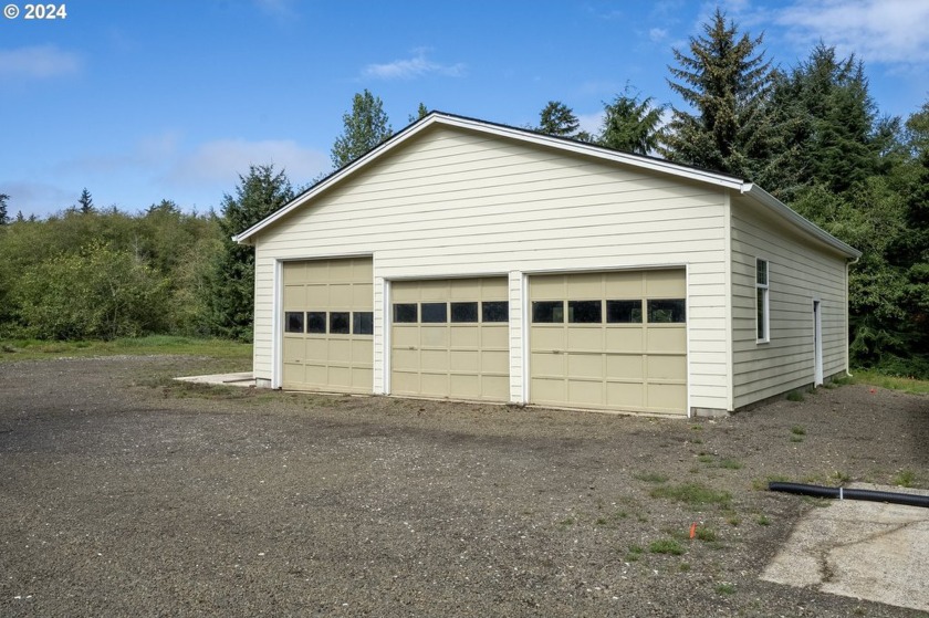 Looking for a place to store all your beach toys? Extremely rare - Beach Lot for sale in Tillamook, Oregon on Beachhouse.com