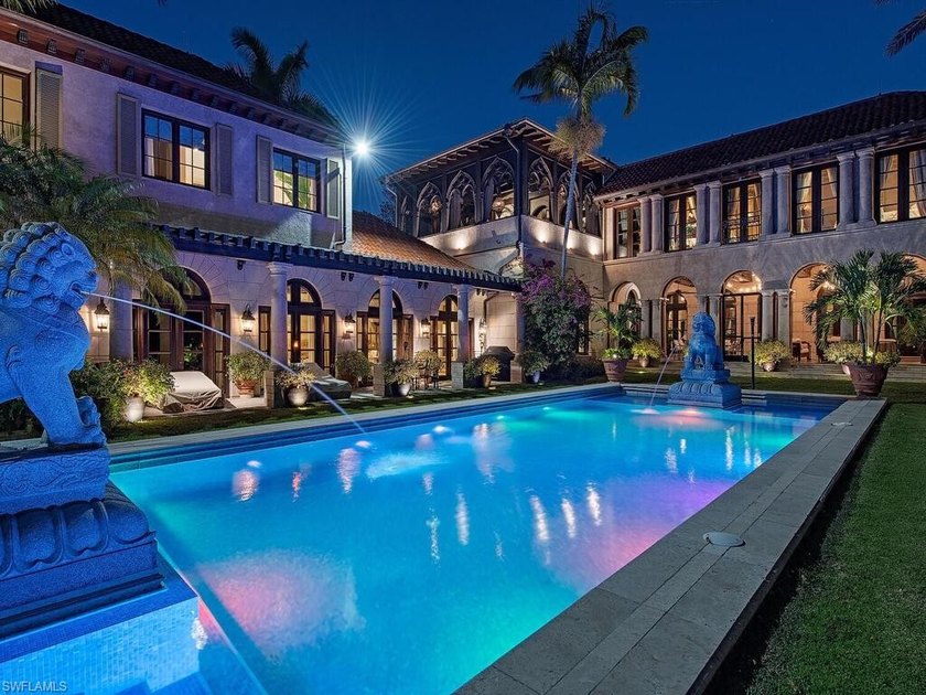 Very seldom does an estate of this caliber come to the - Beach Home for sale in Naples, Florida on Beachhouse.com