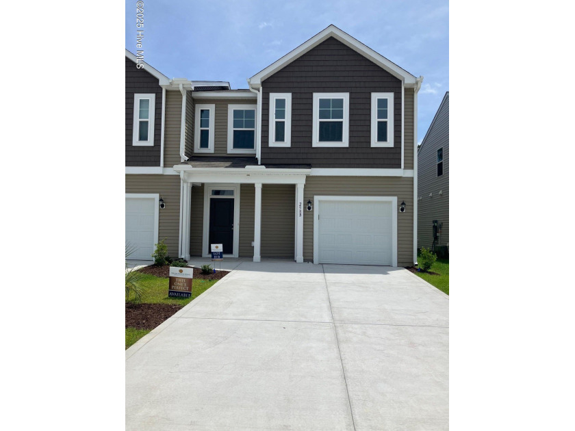 Our luxury townhome offers spacious main floor primary suites - Beach Townhome/Townhouse for sale in Ocean Isle Beach, North Carolina on Beachhouse.com