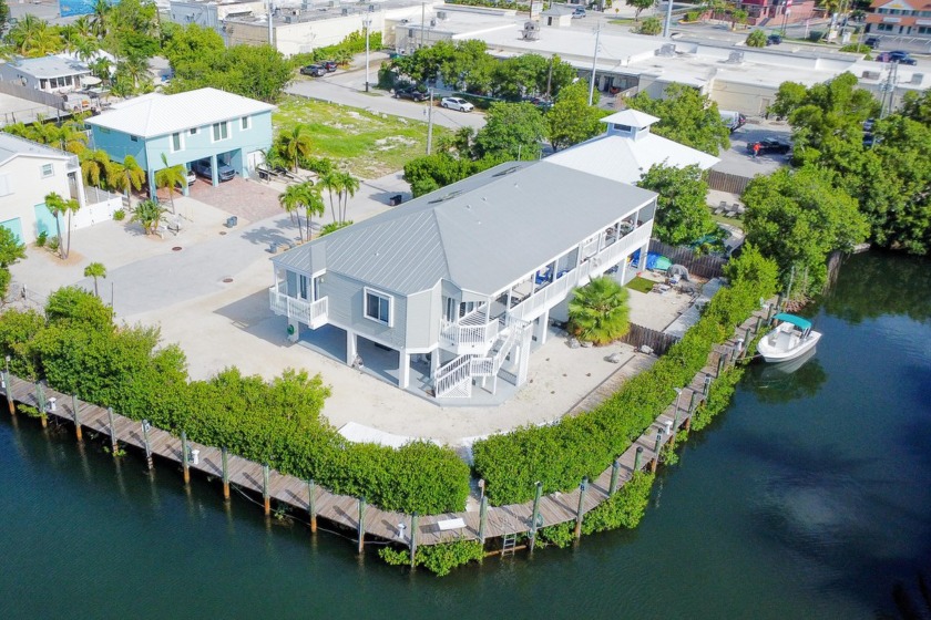 Luxury Living and Business Opportunity Now Available!This - Beach Home for sale in Marathon, Florida on Beachhouse.com