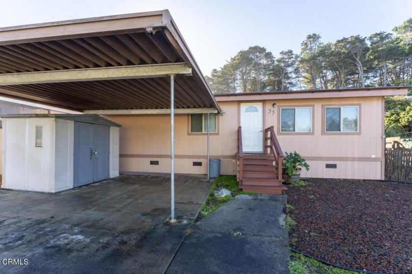 Charming manufactured 2 bedroom, 2 bathroom home situated in - Beach Home for sale in Fort Bragg, California on Beachhouse.com