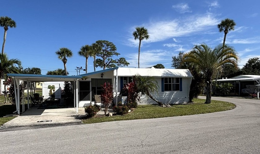 Discover spacious living on this large corner lot with a 1320 sq - Beach Home for sale in Sebastian, Florida on Beachhouse.com