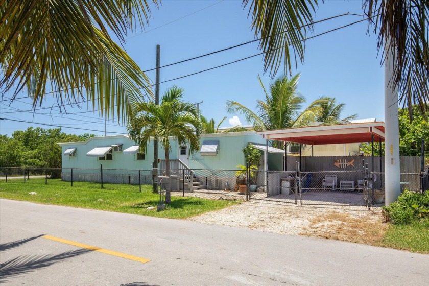 Discover your perfect retreat in this beautifully maintained - Beach Home for sale in Big Pine Key, Florida on Beachhouse.com