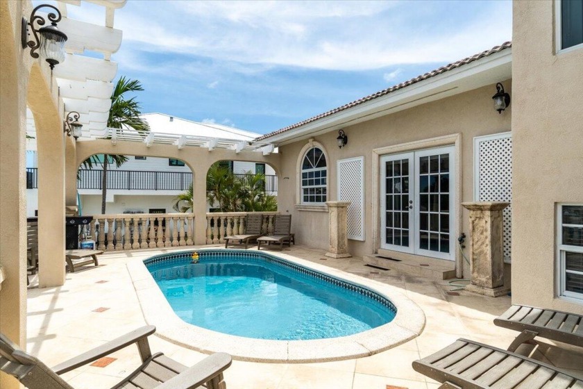 Amazing, well built home, located in Sombrero Isle. Home is a - Beach Home for sale in Marathon, Florida on Beachhouse.com