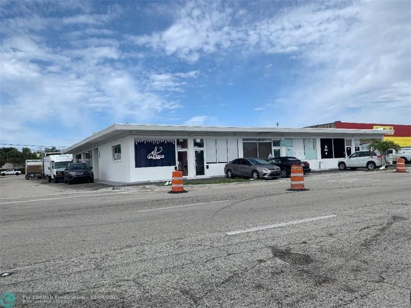 FLEXIBLE B-4 ZONING ALLOWS FOR A VARIETY OF USES RETAILS - Beach Commercial for sale in Pompano Beach, Florida on Beachhouse.com