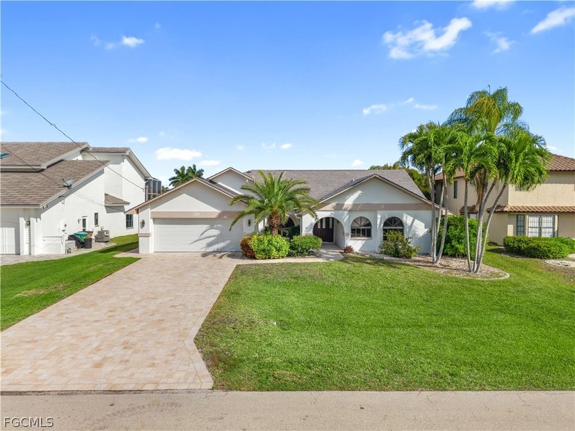 CALLING ALL BOATERS! If you've been looking for true sailboat - Beach Home for sale in Cape Coral, Florida on Beachhouse.com