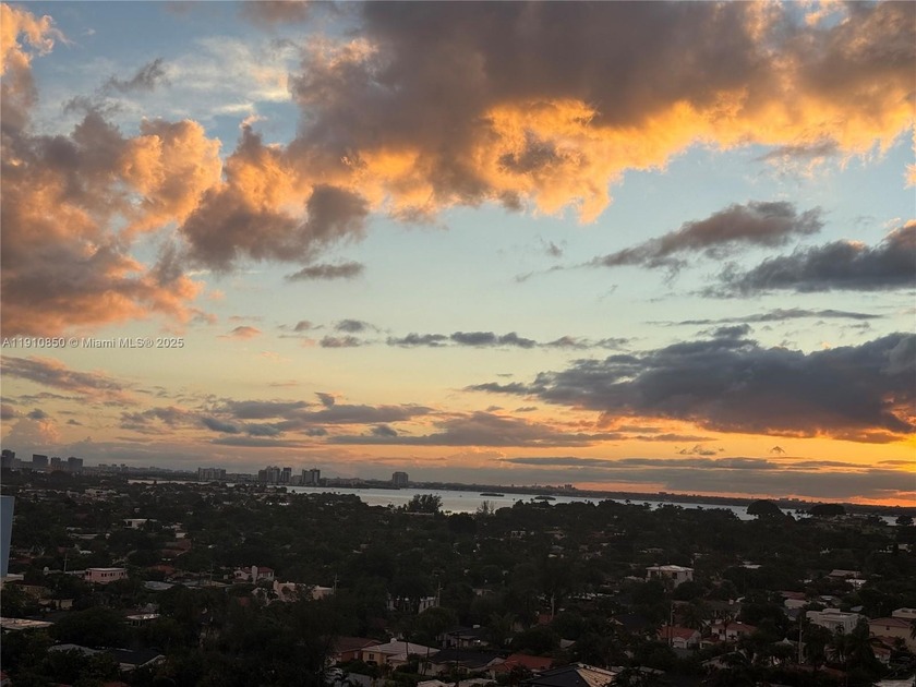 Penthouse (9.2 high ceilings) unit in a renovated beach front - Beach Condo for sale in Surfside, Florida on Beachhouse.com