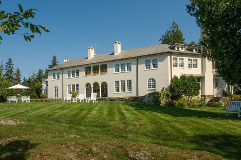 The Grace Cottage, Hermit's Point.  This magnificent stuccoed - Beach Home for sale in Islesboro, Maine on Beachhouse.com