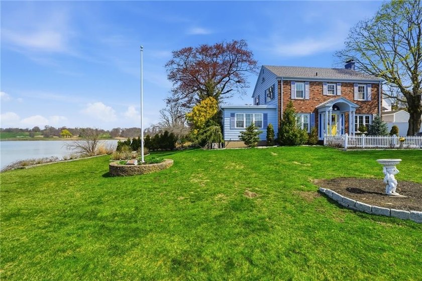 Welcome to this inviting two family home in the heart of the - Beach Home for sale in East Providence, Rhode Island on Beachhouse.com