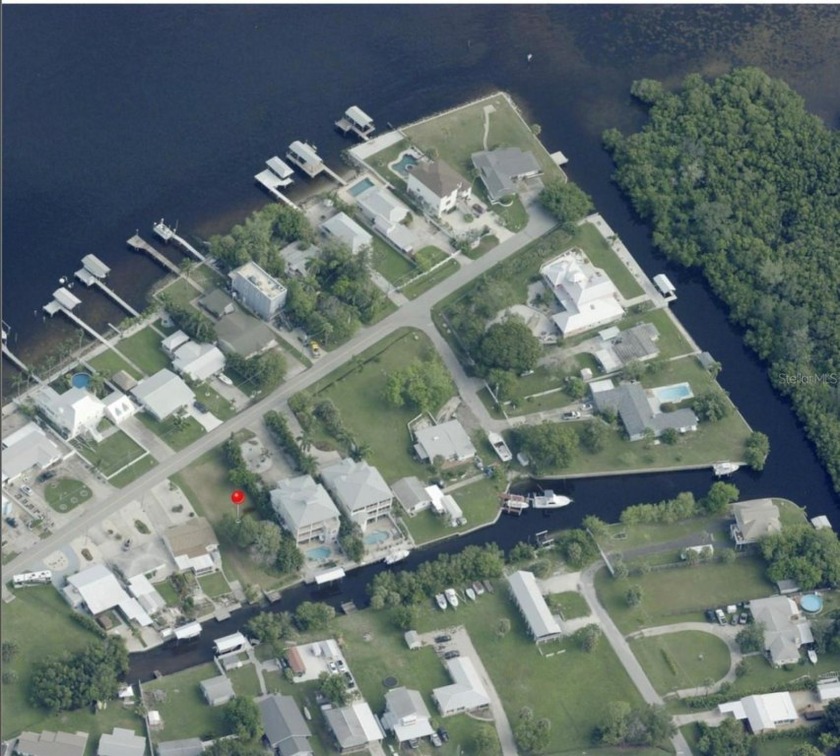 COME BUILD YOUR CUSTOM BAY VIEW WATERFRONT DREAM HOME.  Live the - Beach Lot for sale in Ruskin, Florida on Beachhouse.com