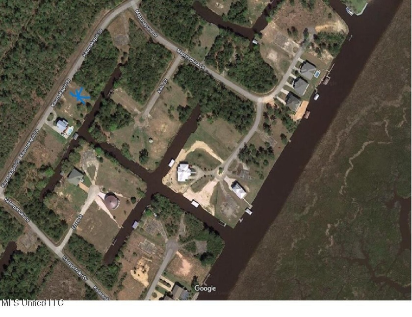 Waterfront lot in Diamondhead - cleared, filled, bulkheaded, and - Beach Lot for sale in Diamondhead, Mississippi on Beachhouse.com