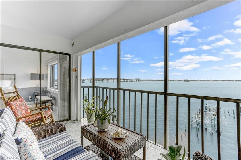 Welcome to Marina Terrace, one of Downtown Fort Myers' best kept - Beach Condo for sale in Fort Myers, Florida on Beachhouse.com
