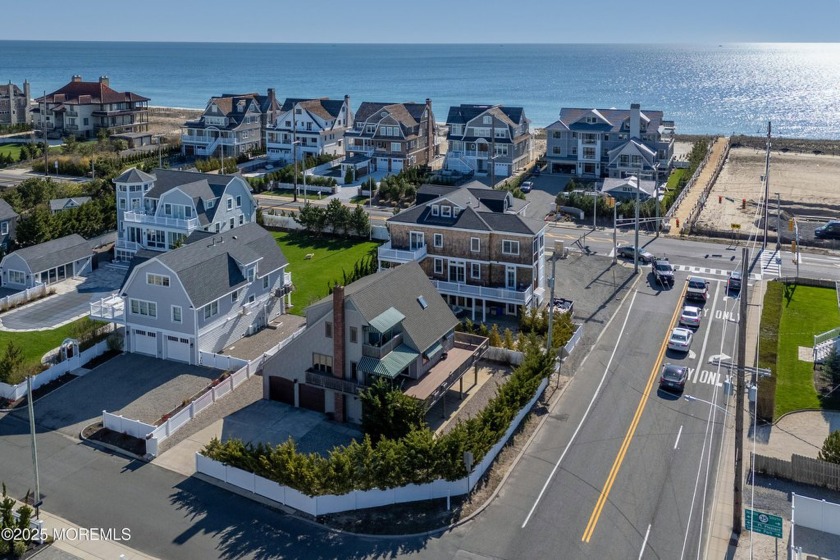 Location, location! You can be in for the summer in Mantoloking - Beach Home for sale in Mantoloking, New Jersey on Beachhouse.com