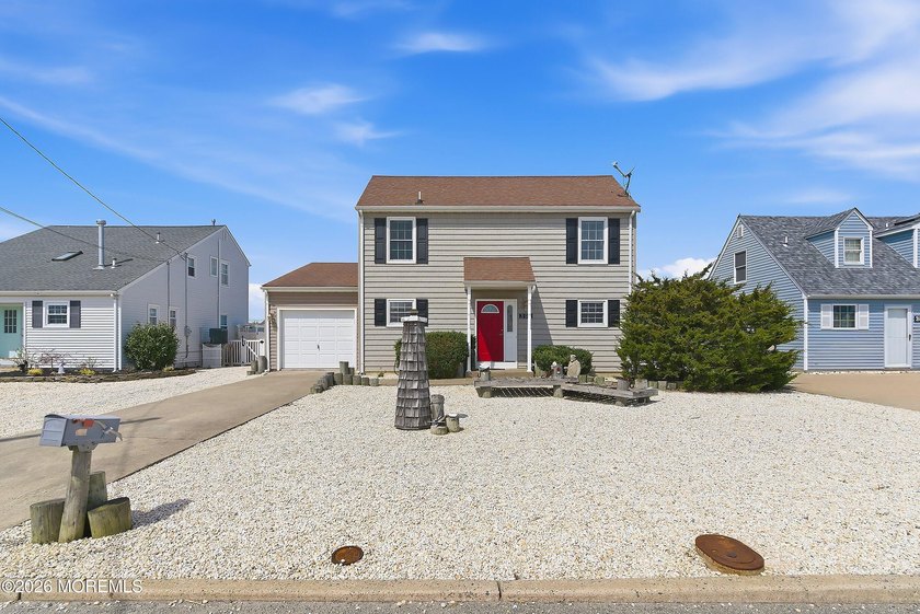 Welcome to desirable Berkeley Shores waterfront living! This 3 - Beach Home for sale in Bayville, New Jersey on Beachhouse.com