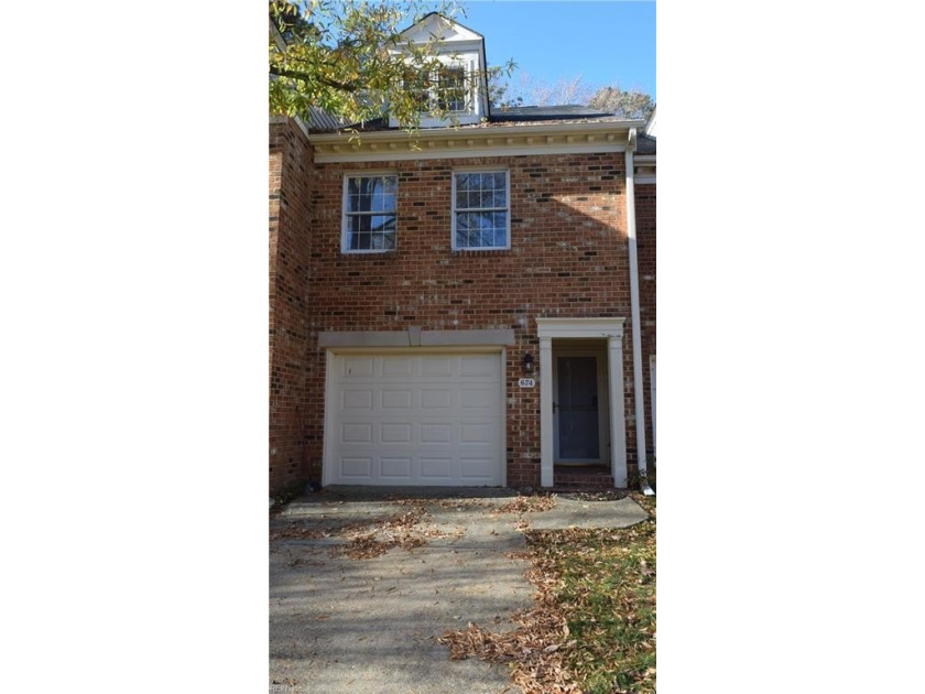 Welcome home to this freshly updated 2-bedroom, 2.5-bath - Beach Townhome/Townhouse for sale in Newport News, Virginia on Beachhouse.com