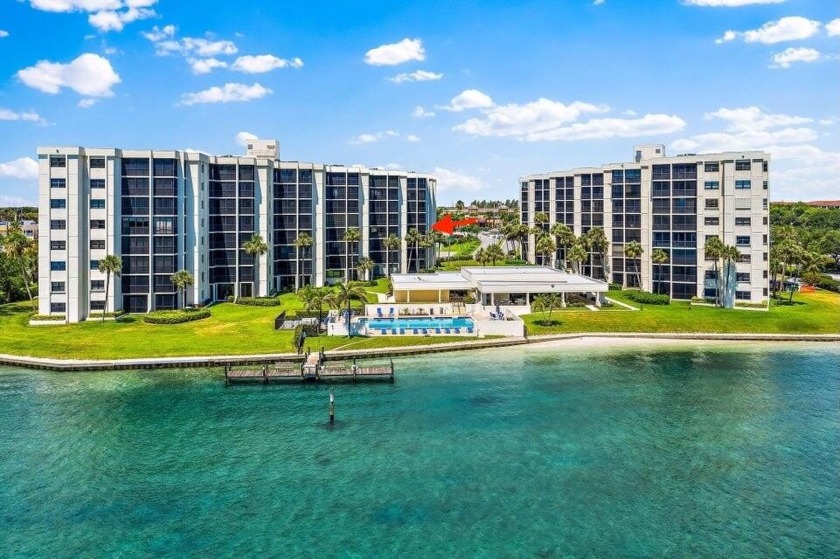 Tequesta condo with views of the intracoastal and Atlantic Ocean - Beach Condo for sale in Tequesta, Florida on Beachhouse.com