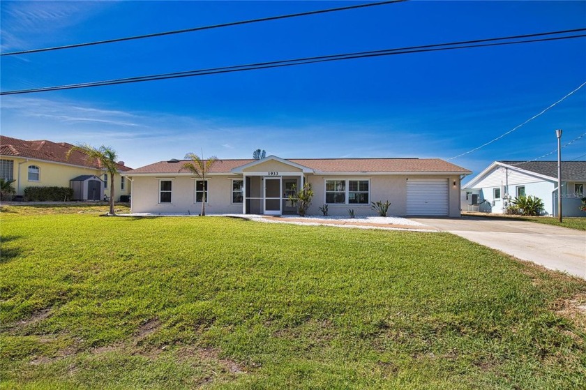 This lovely home has quick access to the canal and is just - Beach Home for sale in Englewood, Florida on Beachhouse.com