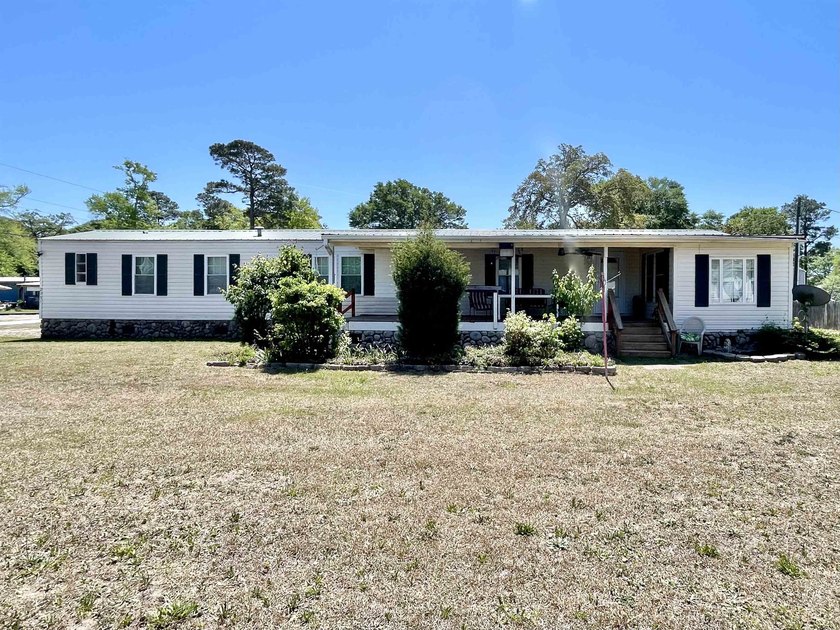 This home is a 2 bedroom manufactured home with two add-on - Beach Home for sale in Supply, North Carolina on Beachhouse.com