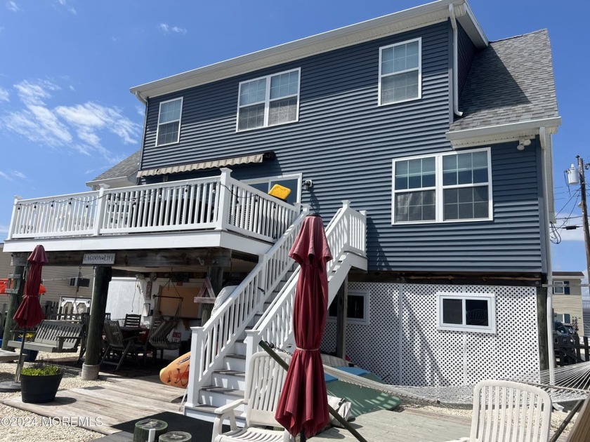 Stunning 5/6 bedroom waterfront oasis on the Jersey Shore awaits - Beach Home for sale in Beach Haven West, New Jersey on Beachhouse.com