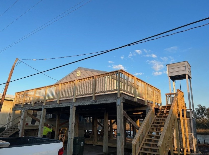 BAYOU SIDE, FULLY RENOVATED RETREAT!!  This 2-bedroom - Beach Home for sale in Dulac, Louisiana on Beachhouse.com