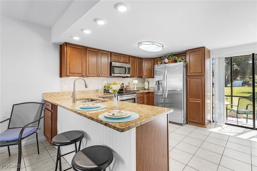 Don't miss this incredible opportunity to own a beautiful - Beach Condo for sale in Cape Coral, Florida on Beachhouse.com
