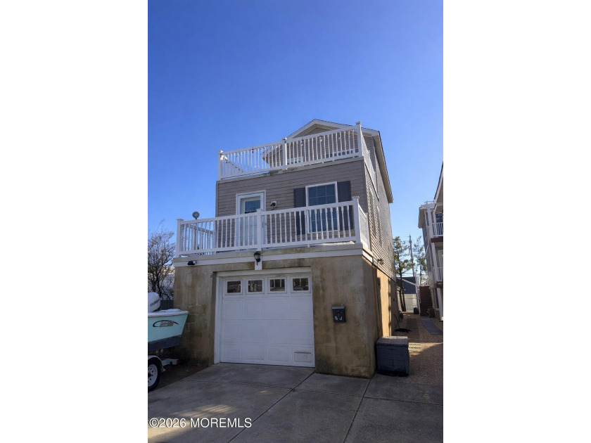 Built in 2008 on concrete block foundation. 1 car garage in the - Beach Home for sale in Seaside Park, New Jersey on Beachhouse.com