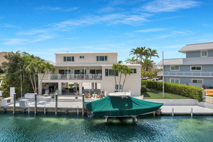 Are you looking for an updated Port Antigua home that has plenty - Beach Home for sale in Lower Matecumbe Key, Florida on Beachhouse.com