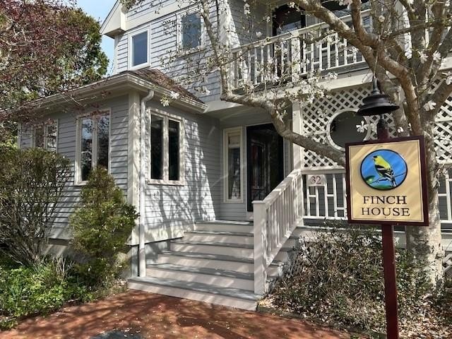 Moorland Farm is a beautiful 17-acre property located in the - Beach Home for sale in Newport, Rhode Island on Beachhouse.com