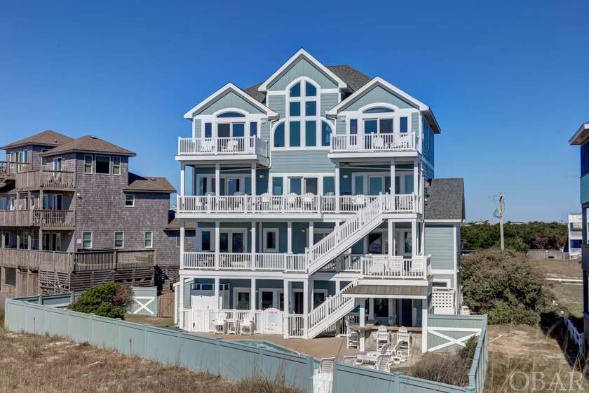 Single Family - Detached, Reverse Floor Plan,Coastal - Hatteras - Beach Home for sale in Hatteras Island, North Carolina on Beachhouse.com