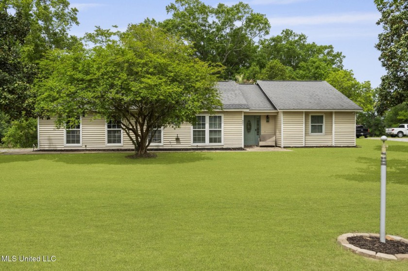 An absolute dream! A private home on acreage with a swimming - Beach Home for sale in Gautier, Mississippi on Beachhouse.com