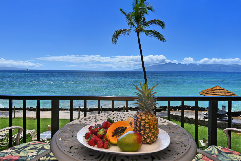 Breathtaking Views! Completely Remodeled! Close to the Beach - Beach Vacation Rentals in Lahaina, Hawaii on Beachhouse.com