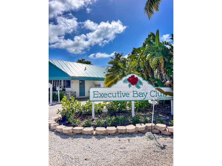 Welcome to Executive Bay Club in beautiful Islamorada, Florida - Beach Home for sale in Plantation Key, Florida on Beachhouse.com