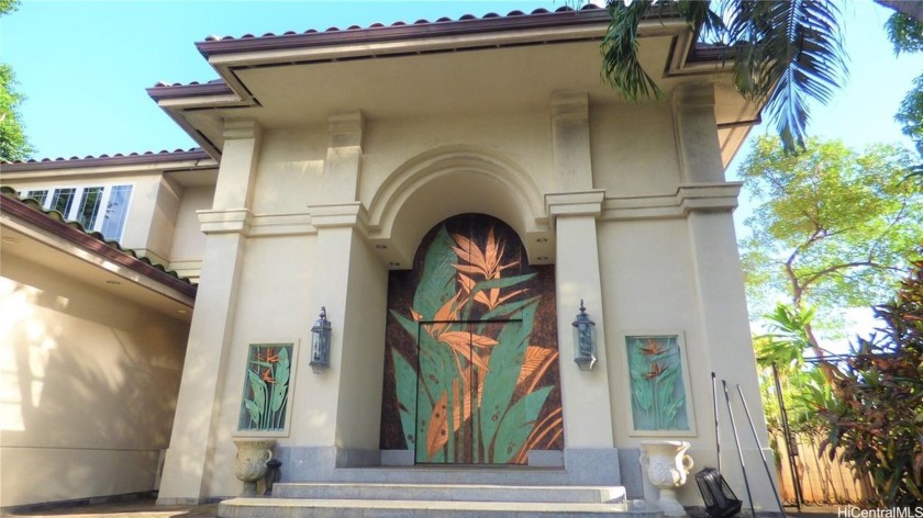 House of Bird of Paradise - a wonderful oasis in prestigious - Beach Home for sale in Honolulu, Hawaii on Beachhouse.com