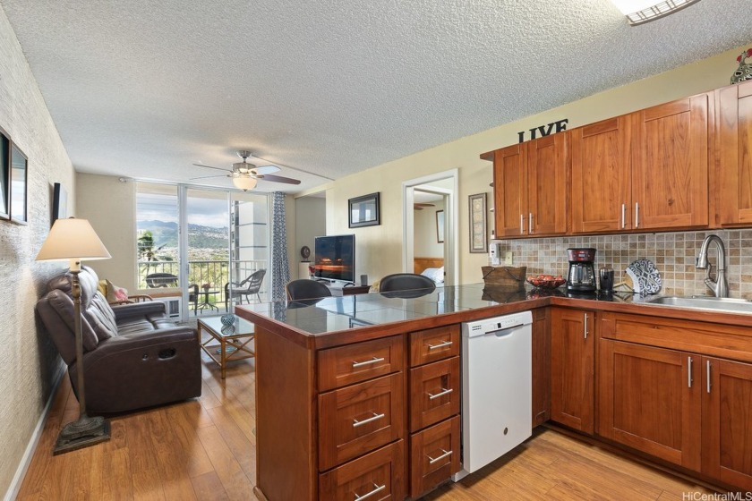 Beautiful views at an incredible price! This furnished - Beach Condo for sale in Honolulu, Hawaii on Beachhouse.com