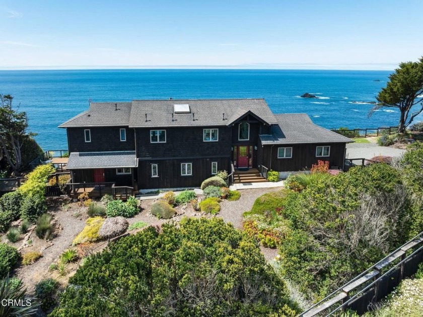 Presenting a modern home on bluff over the ocean with private - Beach Home for sale in Elk, California on Beachhouse.com