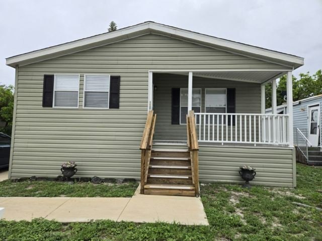 When you're ready to settle down and take it easy, take a good - Beach Home for sale in Deerfield Beach, Florida on Beachhouse.com