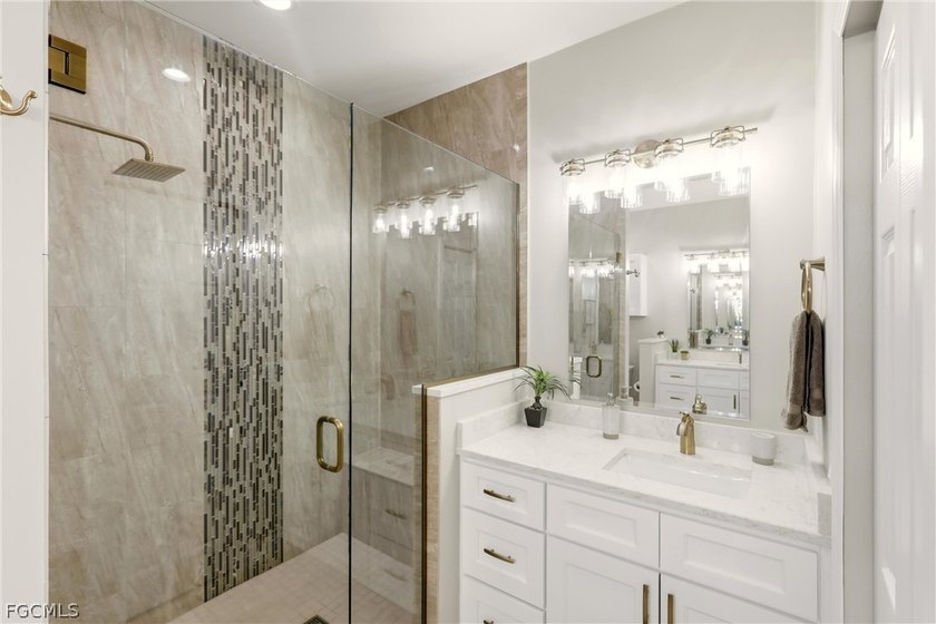 Priced to sell quickly with this beautiful TOP floor Waterfront - Beach Condo for sale in Fort Myers, Florida on Beachhouse.com