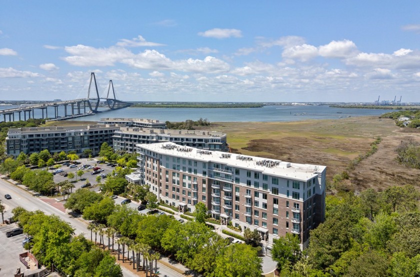 Step into effortless luxury with this freshly upgraded - Beach Home for sale in Mount Pleasant, South Carolina on Beachhouse.com