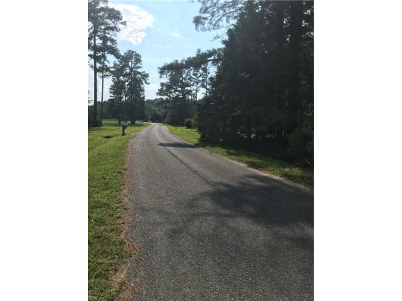 Perfectly elevated Riverfront site to build your dream home! - Beach Lot for sale in Gloucester, Virginia on Beachhouse.com