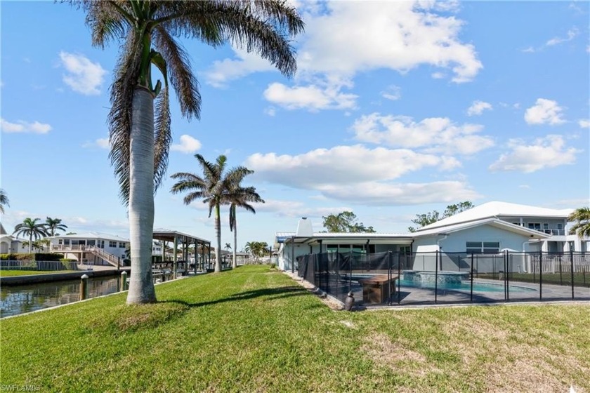 Welcome to 5596 Avenida Pescadora! 

Nestled on a cul de sac - Beach Home for sale in Fort Myers Beach, Florida on Beachhouse.com