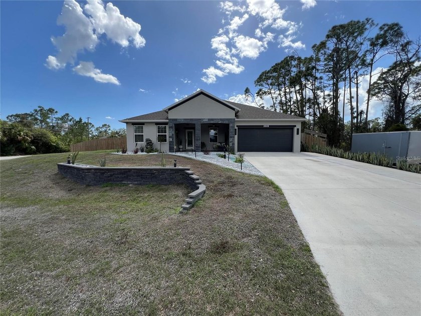 Welcome to this charming home located in North Port, FL. This - Beach Home for sale in North Port, Florida on Beachhouse.com
