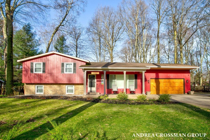 WAUKAZOO WOODS CHARMER! With just under 2,200 sf of finished - Beach Home for sale in Holland, Michigan on Beachhouse.com