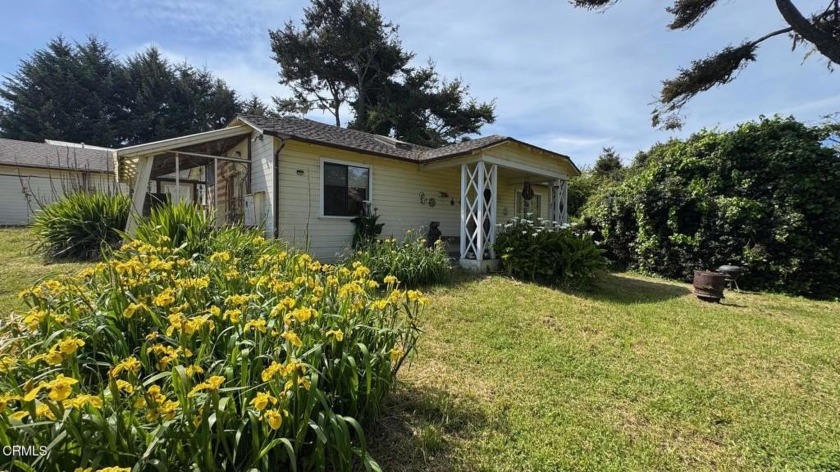 First time on the market in decades, this cute 2BR/1BA main - Beach Home for sale in Fort Bragg, California on Beachhouse.com