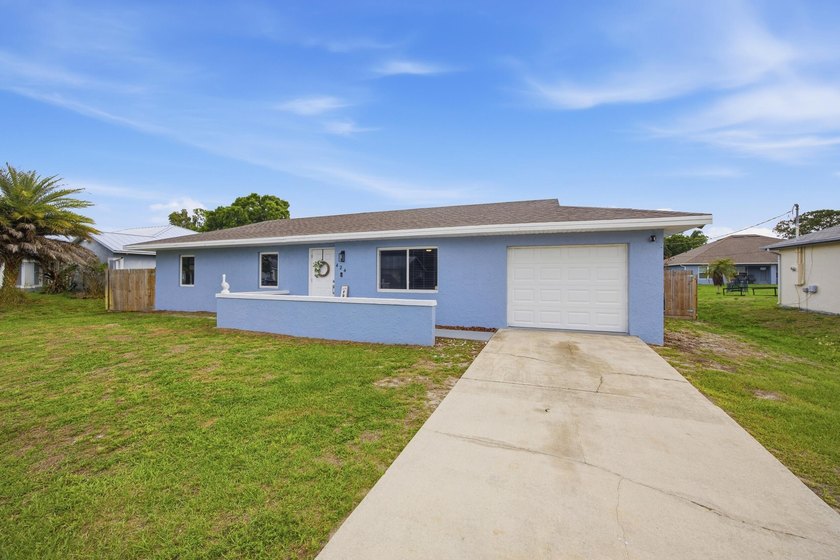 The Sunshine State is calling and this MOVE-IN READY, 3-bedroom - Beach Home for sale in Port Saint Lucie, Florida on Beachhouse.com
