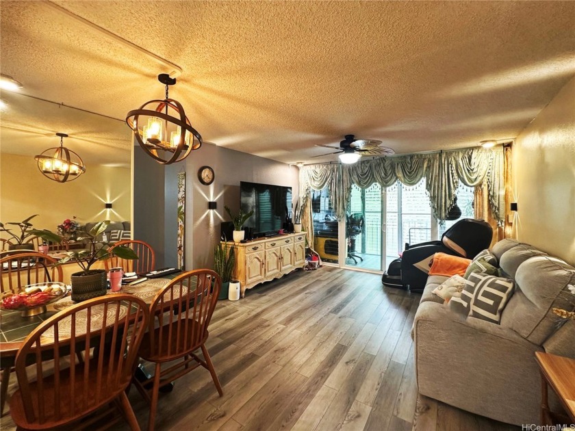 BEST VALUE in Waikalani Woodlands for a RENOVATED 2-bedroom with - Beach Condo for sale in Mililani, Hawaii on Beachhouse.com