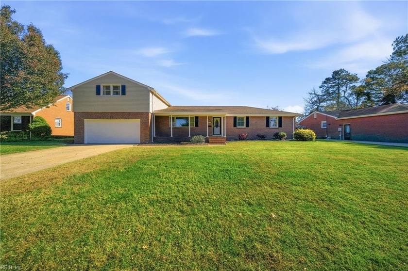 This 4 bedroom home in Virginia Beach's desirable Lake Smith - Beach Home for sale in Virginia Beach, Virginia on Beachhouse.com