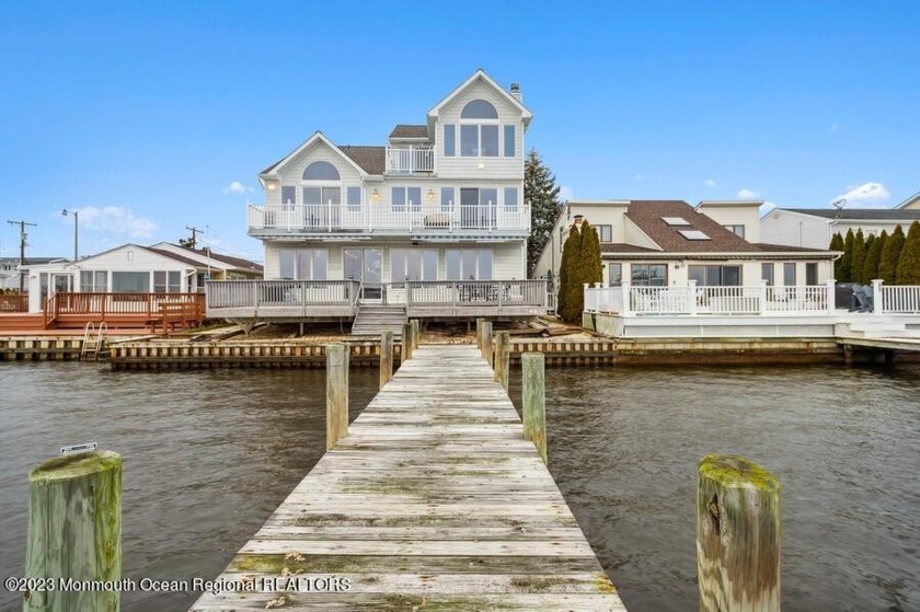 Beautiful 5 Bedroom 5 Bath house with panoramic unobstructed - Beach Home for sale in Brick, New Jersey on Beachhouse.com
