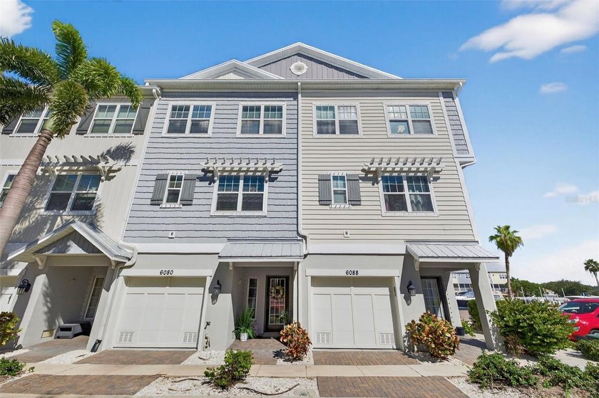 One or more photo(s) has been virtually staged. Impeccable - Beach Townhome/Townhouse for sale in St. Petersburg, Florida on Beachhouse.com